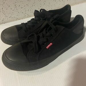 Levi's Black Canvas Women's Sneakers